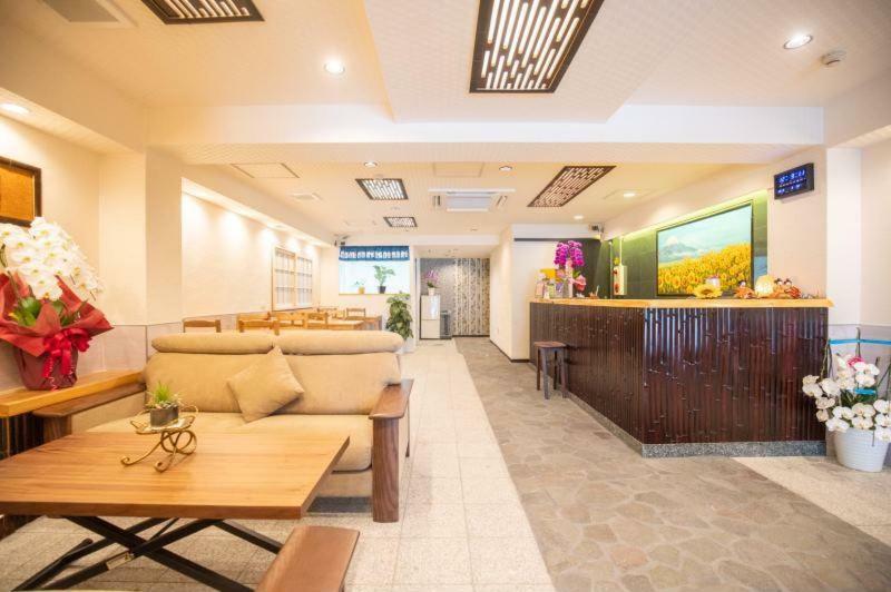 Hotel Himawari Ōsaka Extérieur photo